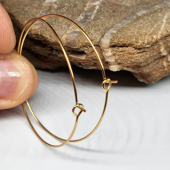 Madewell Large Gold Hoop Earrings - Picture 6 of 9